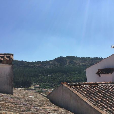 カステロ・デ・ヴィデCasa Cardinho - A Sua Casa No Alentejoアパートメント エクステリア 写真